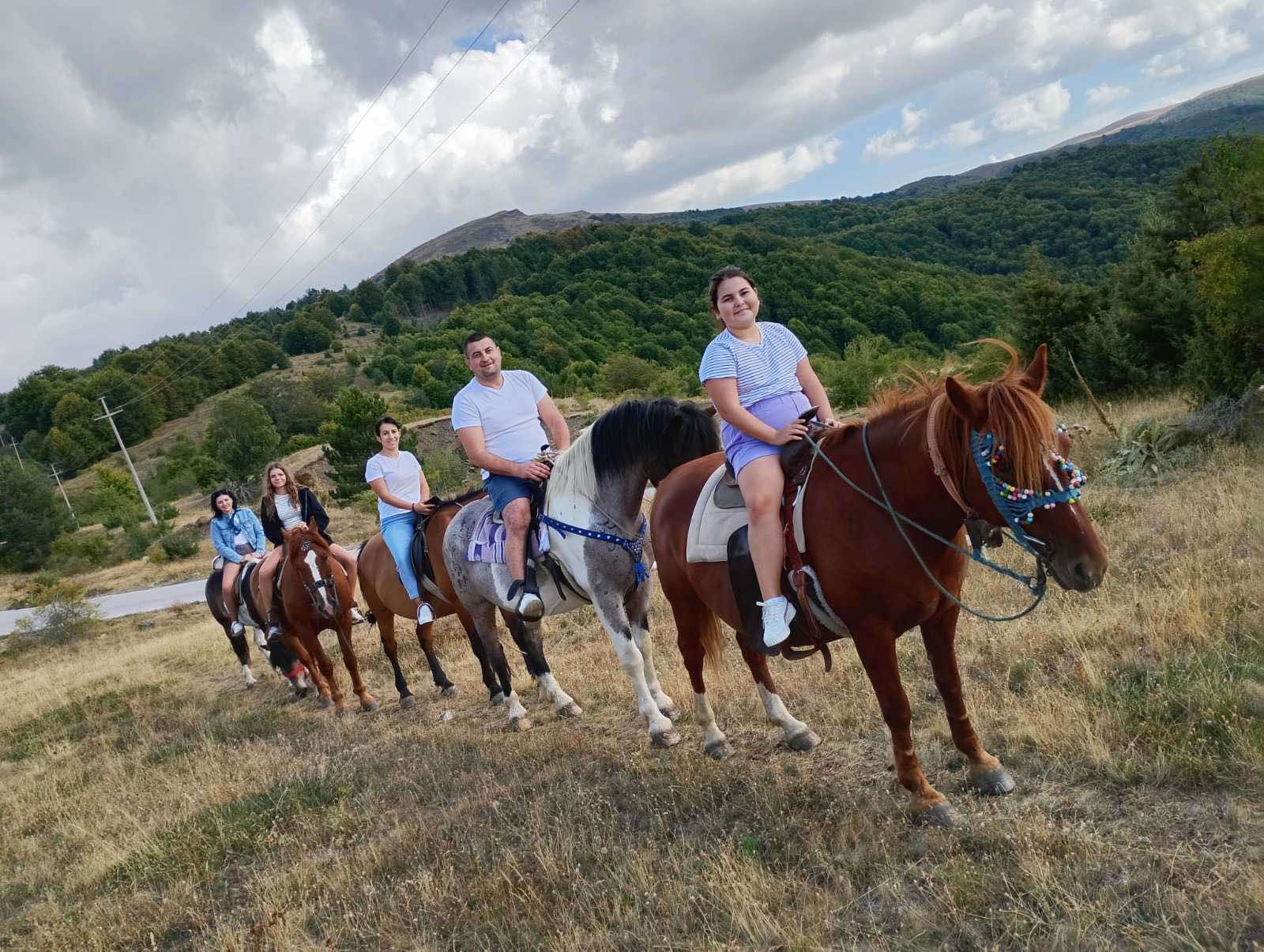 Природа и коњи на Калин Камен